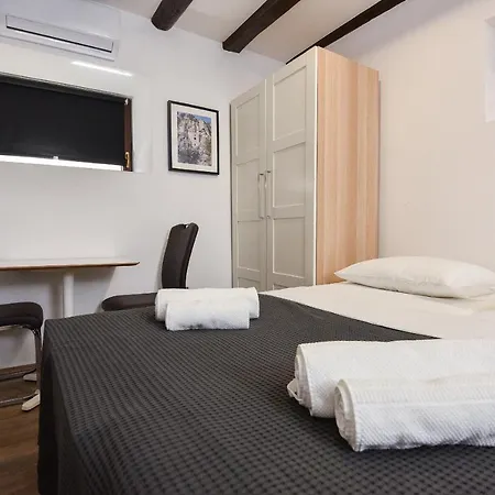 Vendégház Old Town Póla