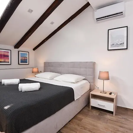 Guest house Old Town Pula