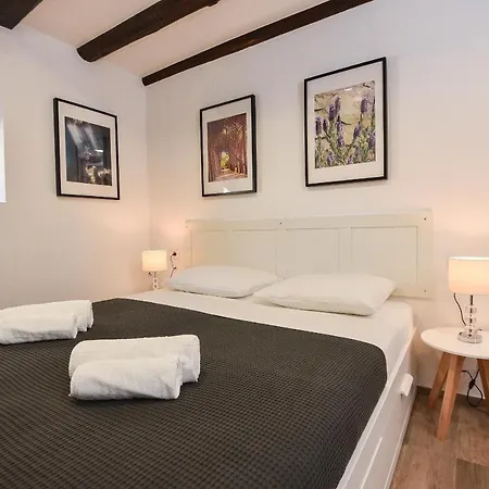 Guest house Old Town Pula