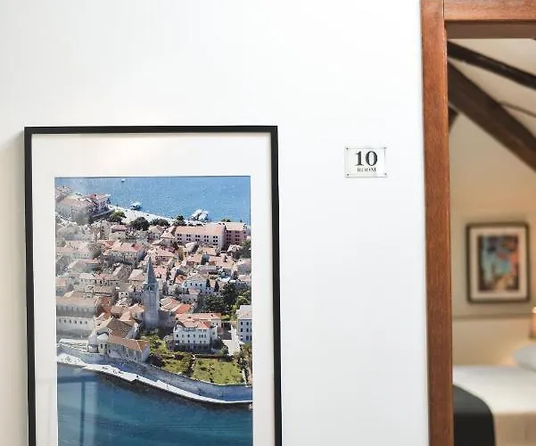 Old Town Pensjonat 3*