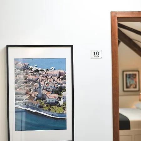 Old Town Πανσιόν 3*