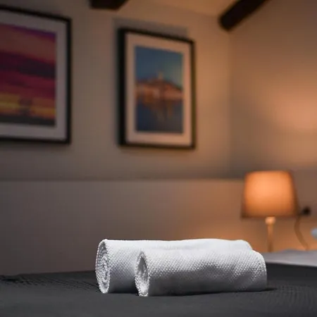 Πανσιόν Old Town Πούλα